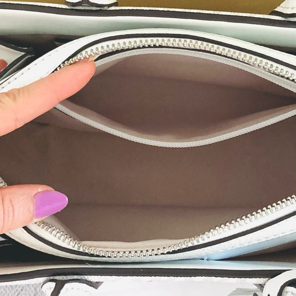 Michael Kors Top Handle Crossbody Logo White Handbag - Picture 5 of 15